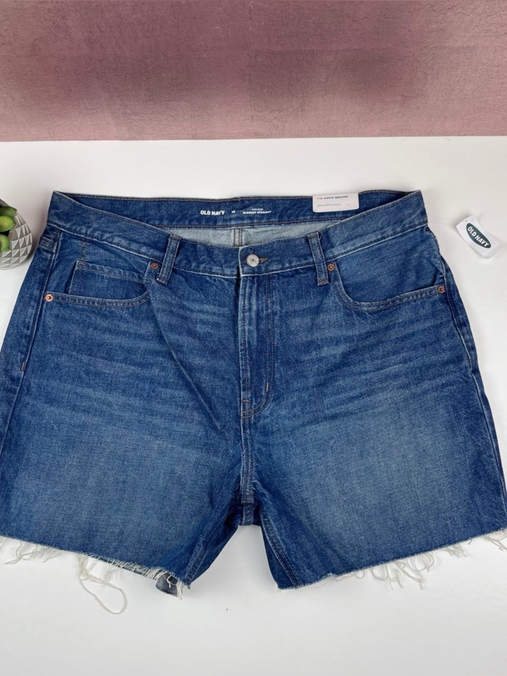 Old Navy Slouchy Straight Blue Denim Cut Off Jean Shorts New Women Size 16